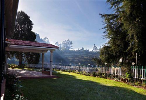 Bouganvilla Resort Ooty Esterno foto