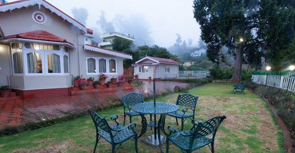Bouganvilla Resort Ooty Esterno foto